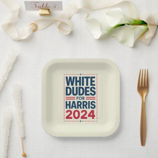 Harris-2024のための白人男性 ペーパープレート (ウェディング)