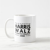Harris Tim Walz 2024我々は戻らない コーヒーマグカップ (左)
