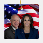 Harris Waltz写真2024 - Kamala Harris Tim Waltz セラミックオーナメント (正面)