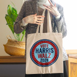 Harris Walz氏の2024年大統領選挙に投票 トートバッグ<br><div class="desc">2024年の選挙では、カマラハリスとティム・ウォルズに米国大統領と副大統領の投票を行う。選挙クールの投票者のための青と赤の大統領のトートバッグ。</div>