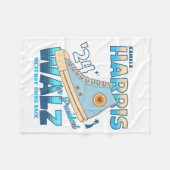 Harris Walz 2024スニーカーは戻らない フリースブランケット (正面(横))