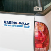 Harris Walz 2024我々は戻らないレトロ バンパーステッカー (トラック上)