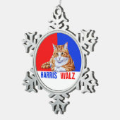 Harris Walz 2024明らかにネコRed Blue スノーフレークピューターオーナメント (右)