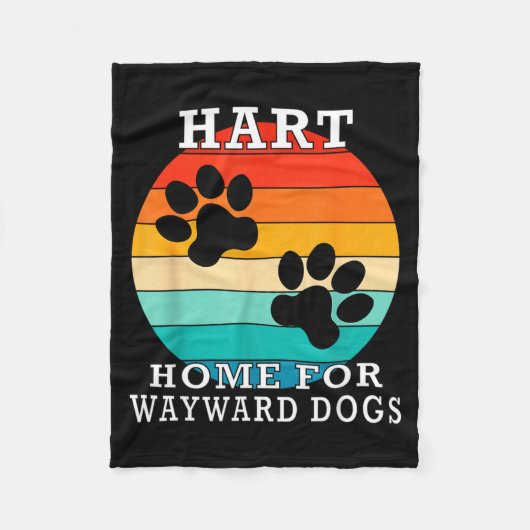 Hart Home For Wayward Dogs Family Name  フリースブランケット (正面)