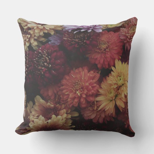 Harvest Chrysanthemum Nocturne Throw Pillow クッション (正面)