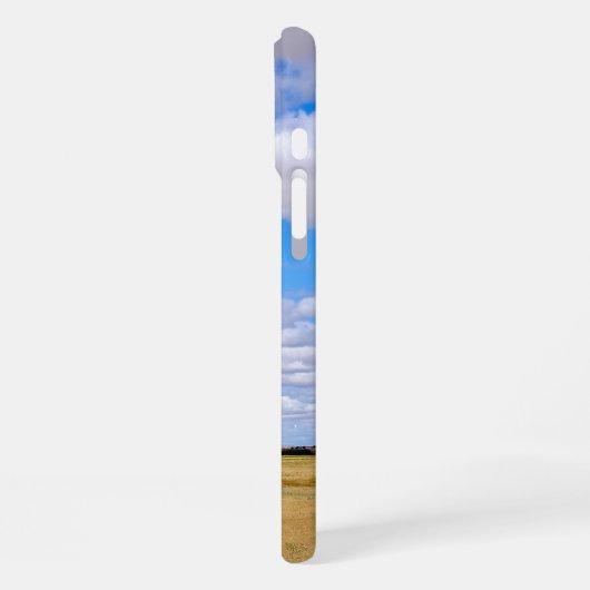 Harvested wheat fields  iPhoneケース (左側面)