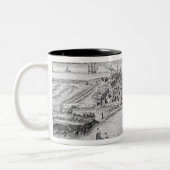 HarwichのTowneそして港の見通し ツートーンマグカップ (左)