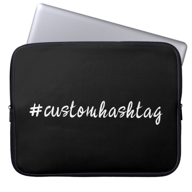 Hashtag Modern Script Trendy Black Design Style ラップトップスリーブ (正面)