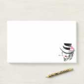 Hat Post-it®ノートを持つ女性 ポストイット (デスク)