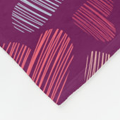 Hatched Scribbled Hearts Texture Pattern フリースブランケット (角)