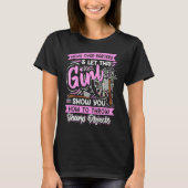 Hatchet throwing for an Axe throwing girl Tシャツ (正面)