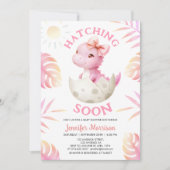 Hatching Soon Girl Dinosaur Baby Shower Cute Pink 招待状 (正面)