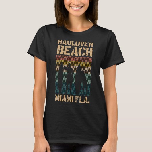 Hau Beach Miami Florida Surf Spot Summer Souvenir Tシャツ (正面)