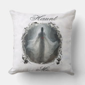 Haunt Me クッション (正面)