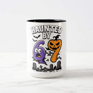 Haunted by 67 – Scary Ghost and Pumpkin Halloween  ツートーンマグカップ