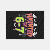 Haunted By 6 7  フリースブランケット (正面(横))