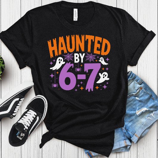 Haunted by 6 7 Halloween, funny teacher Tシャツ
