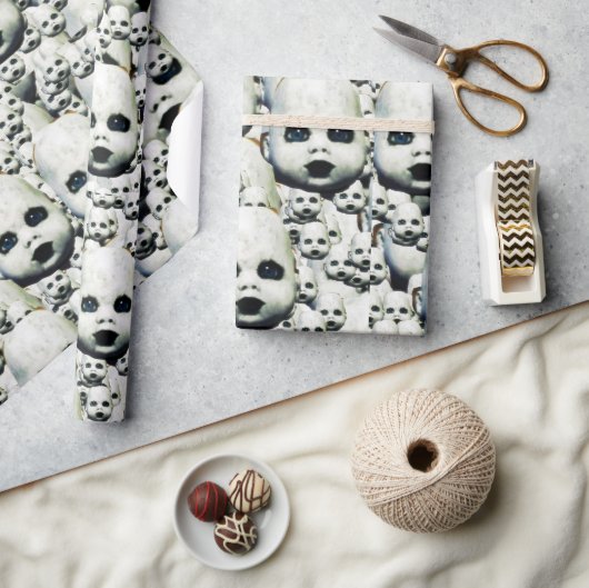 Haunted doll head art wrapping paper ラッピングペーパー (クラフト)