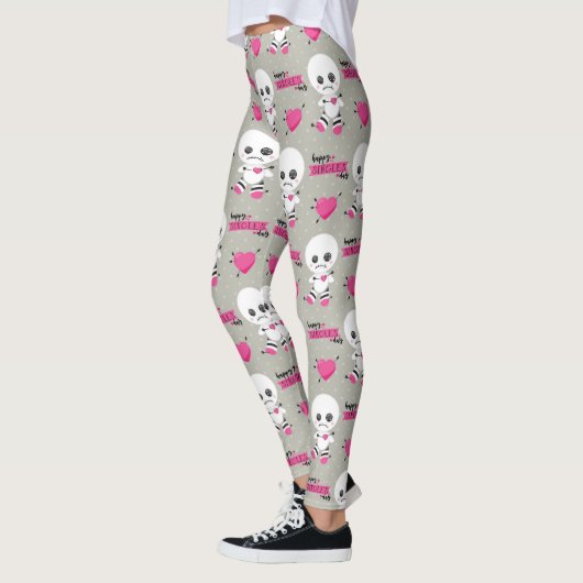 Haunted Heart: Voodoo Doll & Hearts Leggings レギンス (左)