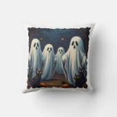 Haunted Night Illustration クッション (裏面)
