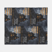 Haunted Squirrel Peak フリースブランケット (正面(横))