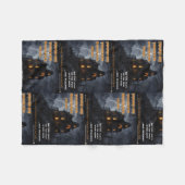 Haunted Squirrel Peak フリースブランケット (正面(横))