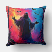 Haunting Demon Cloaked In Shadows Design クッション (裏面)