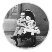 Haunting Vintage Sibling Portrait  セラミックノブ (正面)