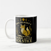 Have Yourself A Merry Little Solstice Fox Mystic  コーヒーマグカップ (左)