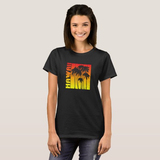 Hawaii Souvenir Palm Trees Sunset Retro Tシャツ (正面フル)