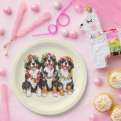 Hawaiian Bernese Mountain Dogs Flower Lei ペーパープレート (パーティー)
