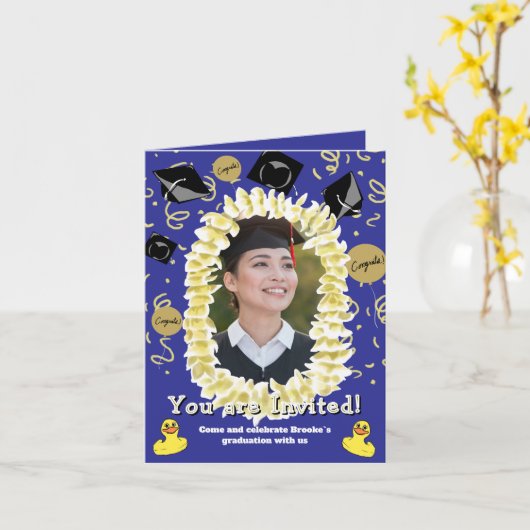 Hawaiian Graduation Party Lei Photo Invitation カード (黄色い花)
