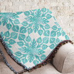 Hawaiian Tropical Leaves Aqua Watercolor Pattern スローブランケット<br><div class="desc">Our gorgeous throw blanket takes a traditional Hawaiian quilt pattern and gives it a fresh, modern twist with dreamy watercolors. Design features a repeating pattern of tropical leaves in soft, beachy turquoise and aqua watercolor. This classic yet fresh pattern is equally at home in beach houses, Hawaiian abodes or casual...</div>