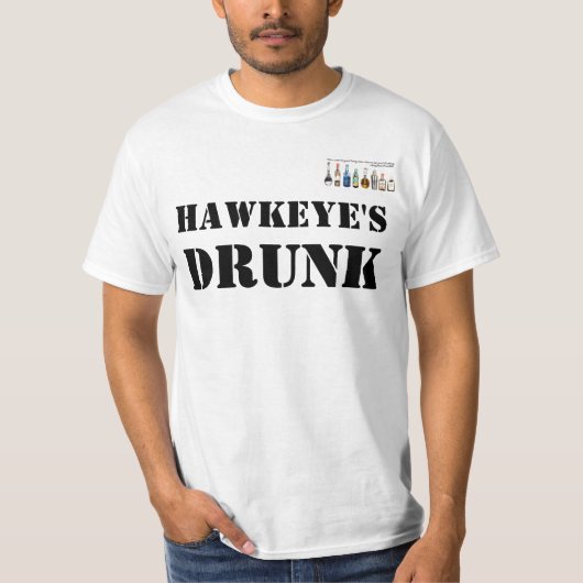 Hawkeyeの飲まれたTシャツ Tシャツ (正面)