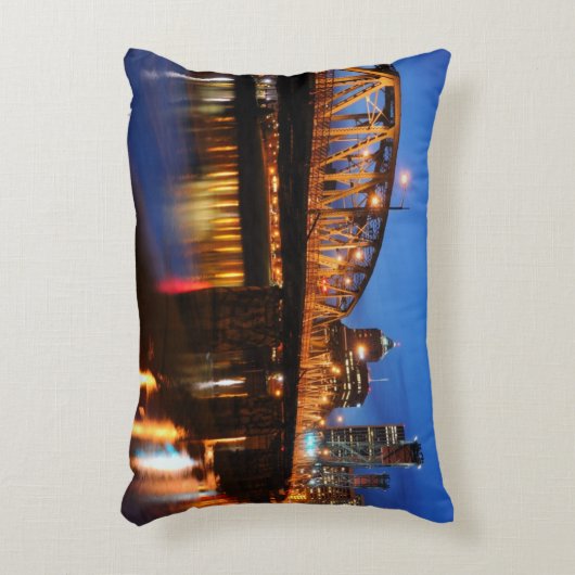 Hawthorne橋 アクセントクッション (正面(垂直))