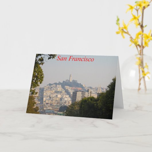 Hazy Coit Tower、カリフォルニア州サンファンシスコ カード (黄色い花)