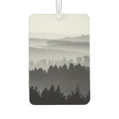 Hazy Forest Hills白黒ランドスケープ写真 カーエアーフレッシュナー (裏面)
