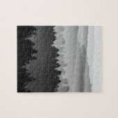 Hazy Forest Hills白黒ランドスケープ写真 ジグソーパズル (横)