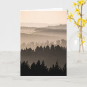 Hazy Woodland Hills風景写真 カード (黄色い花)