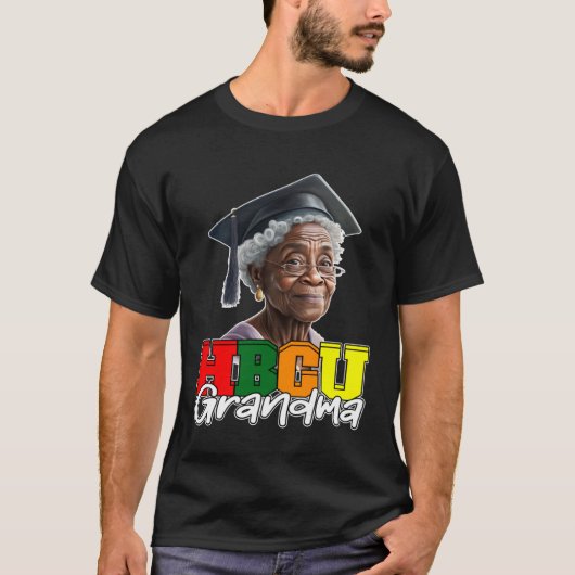 HBCU Grandma Historical Black college Apparel For  Tシャツ (正面)