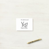 He asked she said yes engagement party name simple ポストイット (デスク上)