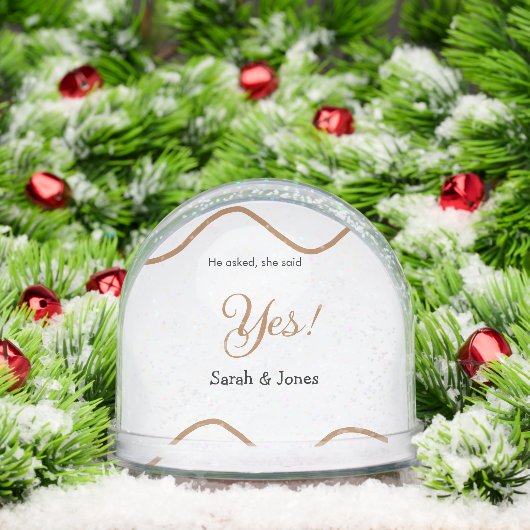 He asked she said yes engagement simple minimal  (クリスマス)