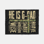 He Is G-dad Camo Religious Father's Day Christian  フリースブランケット (正面(横))