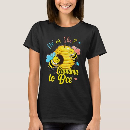 He Or She Grandma To Bee Gender Announcement Baby  Tシャツ (正面)
