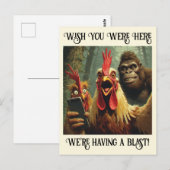 “He’s Right Behind Ya” Cheesy Chicken ポストカード (正面/裏面)