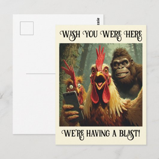 “He’s Right Behind Ya” Cheesy Chicken ポストカード (正面/裏面)