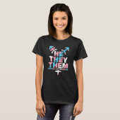 He They Them Respect The Pronoun Pin Blue Pink Tシャツ (正面フル)