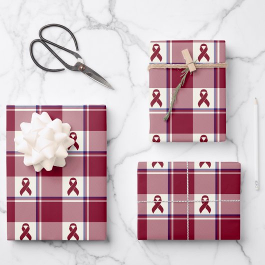Head and Neck Cancer Awareness Plaid Burgundy ラッピングペーパーシート (正面)
