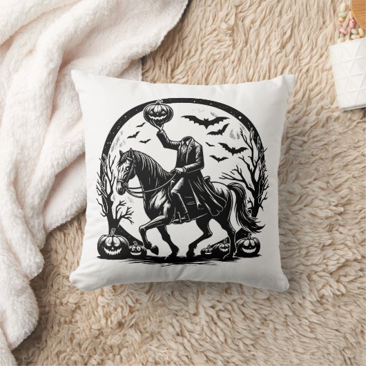 Headless Horseman Halloween Circle Design クッション (ブランケット)