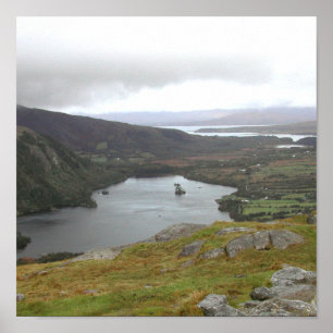 Healy Pass IrelandのGlanmore湖。 ポスター